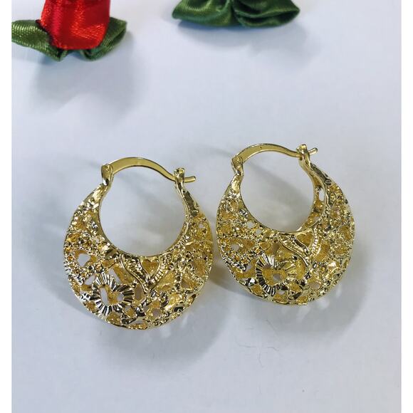 18K Gold Filled SMALL Oro Laminado Elegant Round Basket Hoop Click Top Earrings - Picture 2 of 4